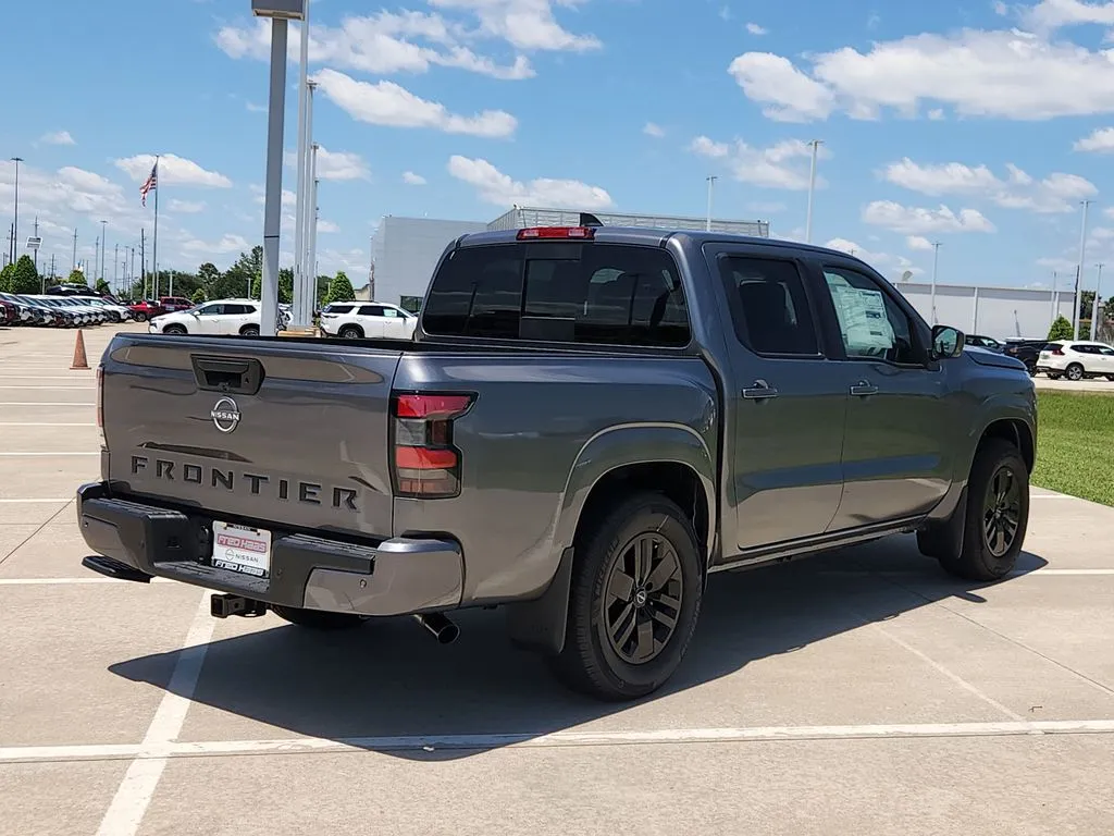 2026 Nissan Frontier SV - Photo 6