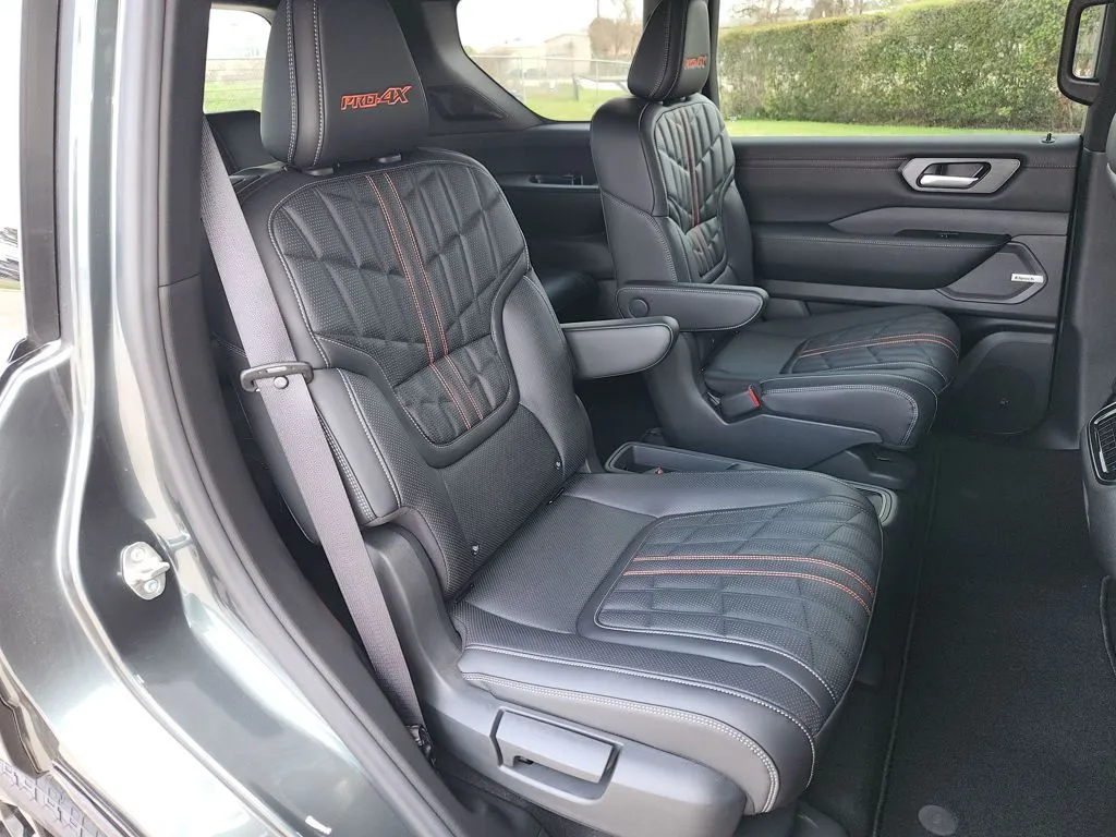 2026 Nissan Armada PRO-4X - Photo 12