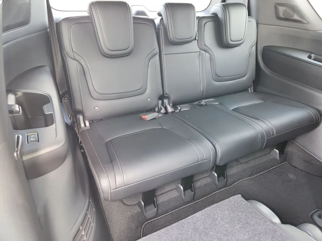 2026 Nissan Armada PRO-4X - Photo 11