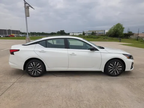 More photos of 2026 Nissan Altima 2.5 SV at Fred Haas Nissan, TX