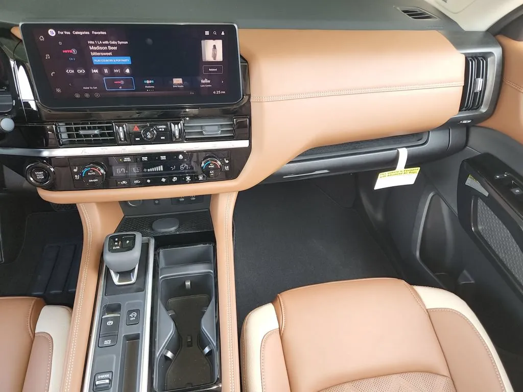 2026 Nissan Pathfinder Platinum - Photo 15