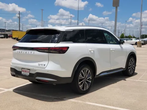 More photos of 2026 INFINITI QX60 LUXE at Fred Haas Nissan, TX
