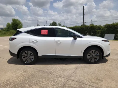 More photos of 2025 Nissan Murano SL at Fred Haas Nissan, TX