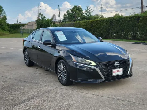 Another view of 2025 Nissan Altima 2.5 SV for sale in Tomball, TX at Fred Haas Nissan