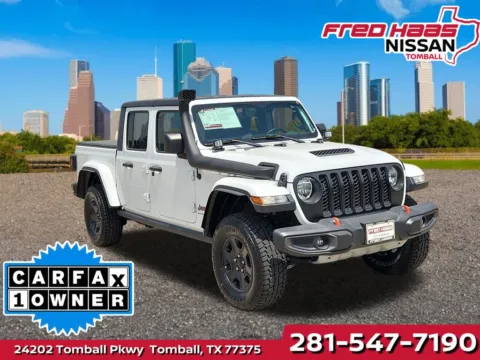 White 2023 Jeep Gladiator Mojave for sale in Tomball, TX
