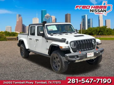 White 2023 Jeep Gladiator Mojave for sale in Tomball, TX