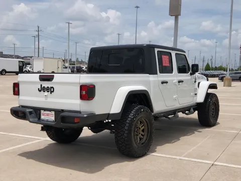 More photos of 2022 Jeep Gladiator Willys at Fred Haas Nissan, TX