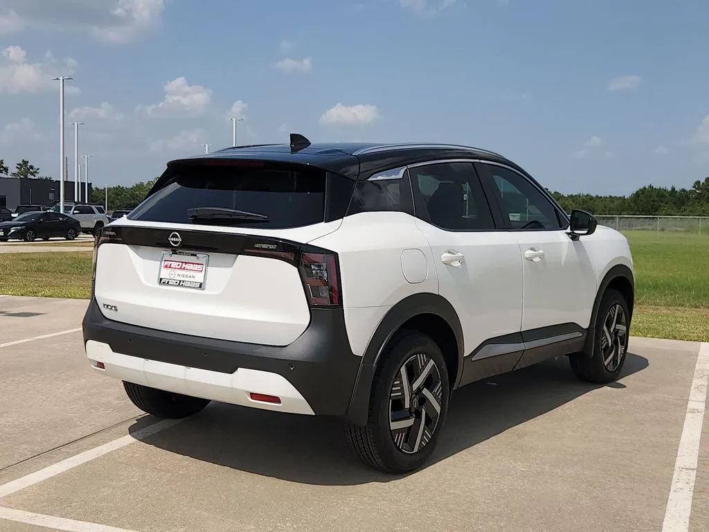2026 Nissan KICKS SV - Photo 6