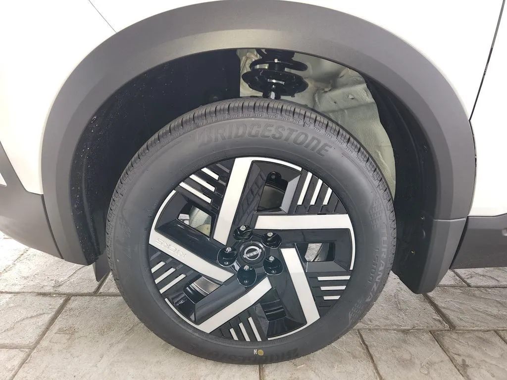 2026 Nissan KICKS SV - Photo 23