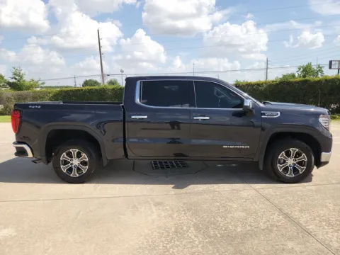 More photos of 2025 GMC Sierra 1500 SLT at Fred Haas Nissan, TX