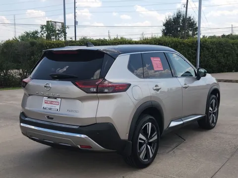 More photos of 2021 Nissan Rogue Platinum at Fred Haas Nissan, TX