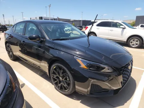 Black 2026 Nissan Altima 2.5 SR for sale in Tomball, TX