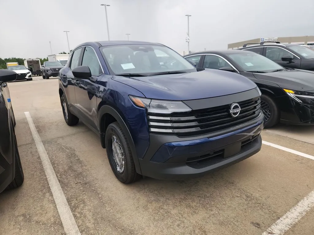 2027 Nissan Kicks S