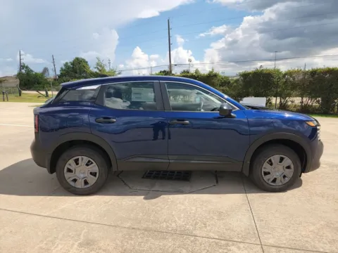 More photos of 2027 Nissan Kicks S at Fred Haas Nissan, TX
