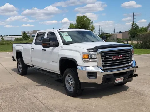 Another view of 2017 GMC Sierra 2500 HD SLT for sale in Tomball, TX at Fred Haas Nissan