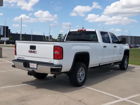 More photos of 2017 GMC Sierra 2500 HD SLT at Fred Haas Nissan, TX