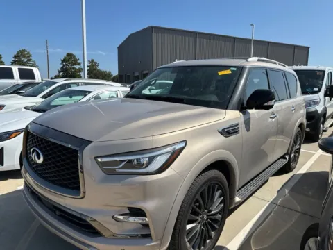 Silver 2024 INFINITI QX80 Sensory for sale in Tomball, TX