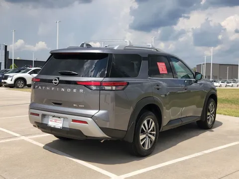 More photos of 2025 Nissan Pathfinder SL 4WD at Fred Haas Nissan, TX