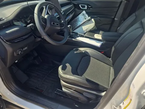 Photos of 2026 Jeep Compass Latitude Altitude Package for sale in Tomball, TX at Fred Haas Nissan