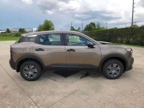 More photos of 2027 Nissan Kicks S at Fred Haas Nissan, TX