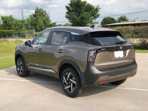 More photos of 2027 Nissan Kicks SV at Fred Haas Nissan, TX
