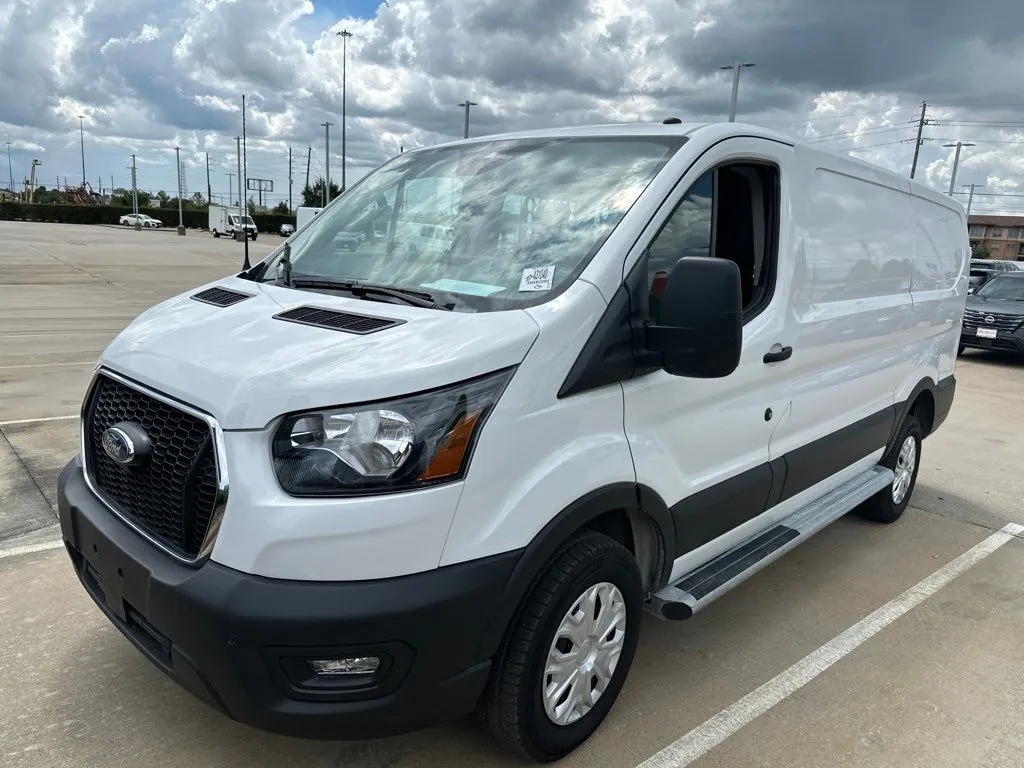 2025 Ford Transit Cargo Van