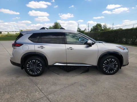 More photos of 2026 Nissan Rogue Platinum Premium Package at Fred Haas Nissan, TX