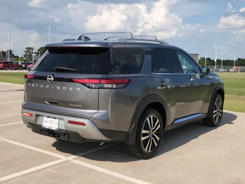 More photos of 2025 Nissan Pathfinder Platinum at Fred Haas Nissan, TX