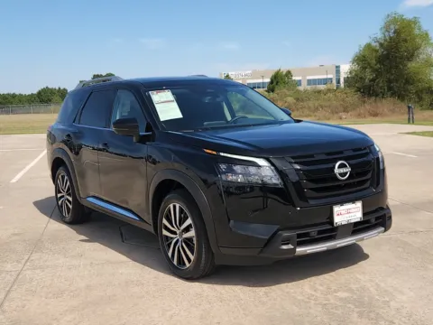 Another view of 2025 Nissan Pathfinder Platinum Black Appearance Pkg for sale in Tomball, TX at Fred Haas Nissan