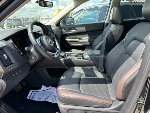 Another view of 2025 Nissan Pathfinder Platinum Black Appearance Pkg for sale in Tomball, TX at Fred Haas Nissan