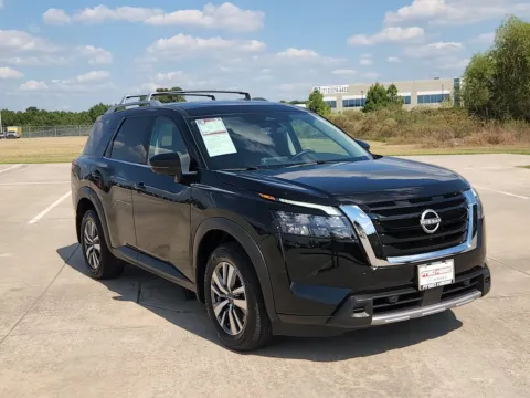 Another view of 2025 Nissan Pathfinder SL for sale in Tomball, TX at Fred Haas Nissan