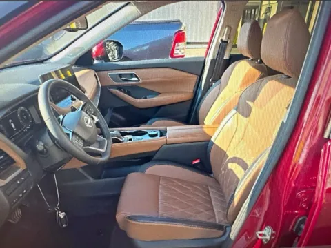 More photos of 2026 Nissan Rogue Platinum Premium Package at Fred Haas Nissan, TX