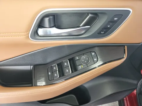 More photos of 2026 Nissan Rogue Platinum Premium Package at Fred Haas Nissan, TX