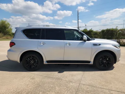 More photos of 2023 INFINITI QX80 LUXE at Fred Haas Nissan, TX