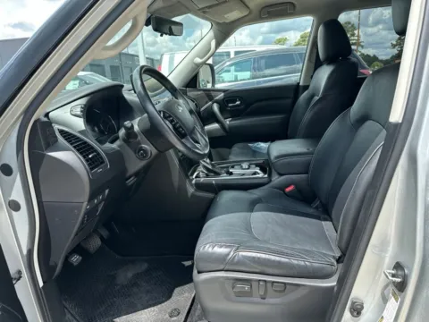 More photos of 2023 INFINITI QX80 LUXE at Fred Haas Nissan, TX