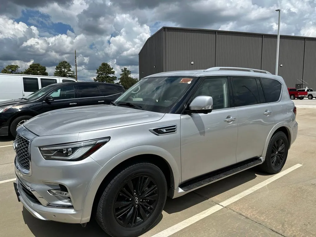 Silver 2023 INFINITI QX80 LUXE for sale in Tomball, TX