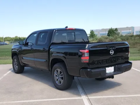 More photos of 2026 Nissan Frontier SV 4x4 at Fred Haas Nissan, TX