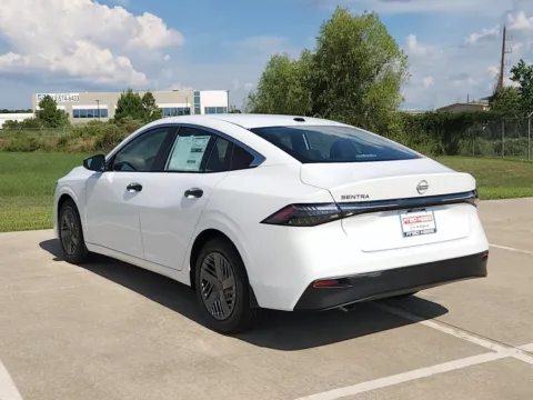 More photos of 2027 Nissan Sentra S at Fred Haas Nissan, TX