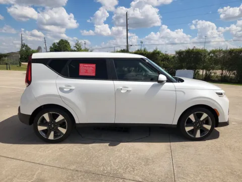 More photos of 2020 Kia Soul EX at Fred Haas Nissan, TX