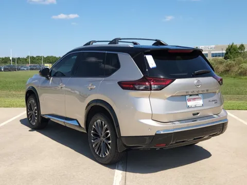 More photos of 2026 Nissan Rogue Platinum AWD at Fred Haas Nissan, TX
