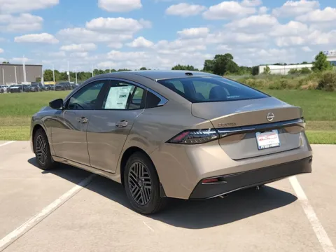 More photos of 2027 Nissan Sentra SV at Fred Haas Nissan, TX