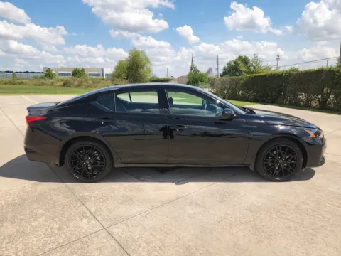 More photos of 2026 Nissan Altima 2.5 SR at Fred Haas Nissan, TX