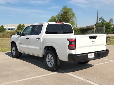 More photos of 2027 Nissan Frontier S at Fred Haas Nissan, TX