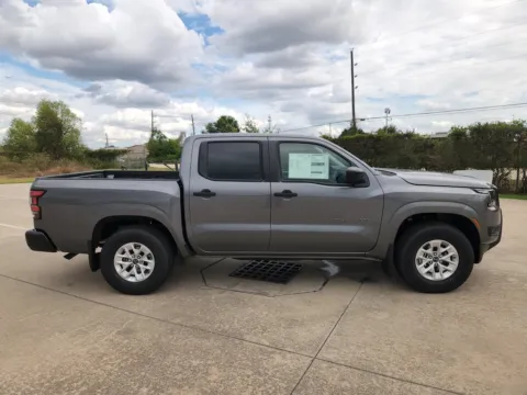 More photos of 2027 Nissan Frontier S at Fred Haas Nissan, TX