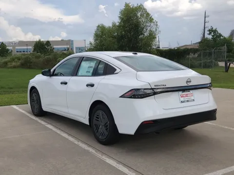 More photos of 2027 Nissan Sentra S at Fred Haas Nissan, TX