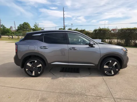 More photos of 2025 Nissan Kicks SR at Fred Haas Nissan, TX