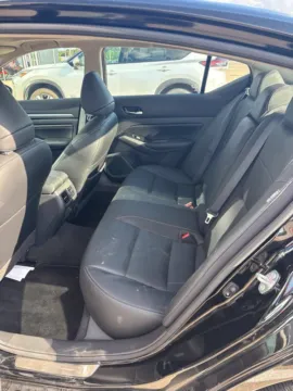 More photos of 2023 Nissan Altima 2.5 SL at Fred Haas Nissan, TX