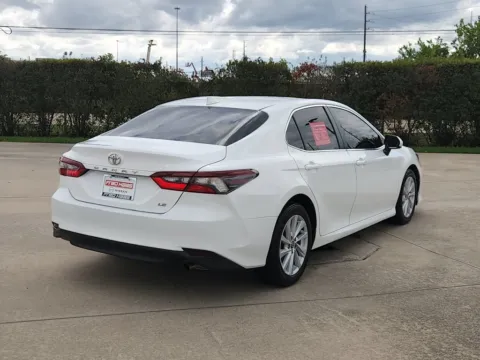 More photos of 2021 Toyota Camry LE at Fred Haas Nissan, TX