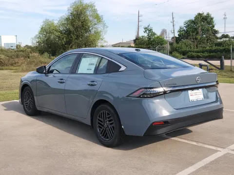More photos of 2027 Nissan Sentra SV at Fred Haas Nissan, TX