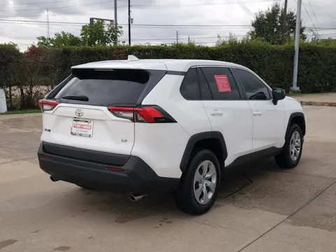More photos of 2023 Toyota RAV4 LE at Fred Haas Nissan, TX